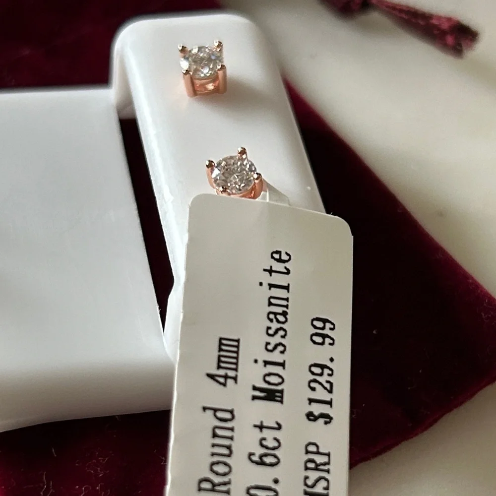 Moissanite Diamond rose gold screwback‎ Stud Earrings